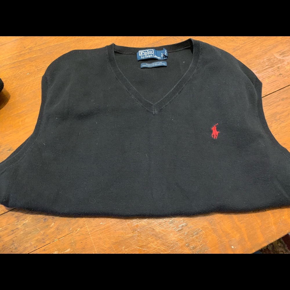 Men’s V-Neck Sweater Vest